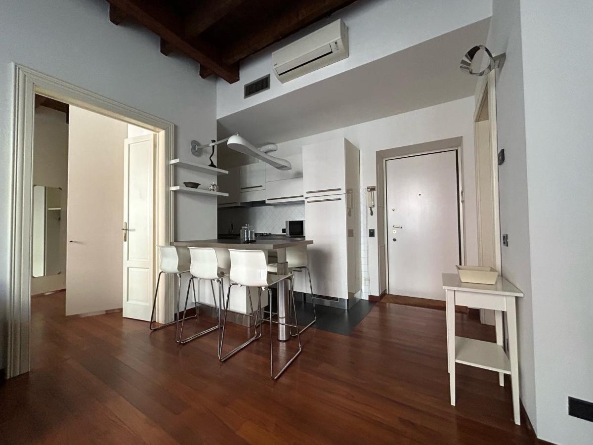 Duca Di Porta Romana, Viaorti Milan Luaran gambar